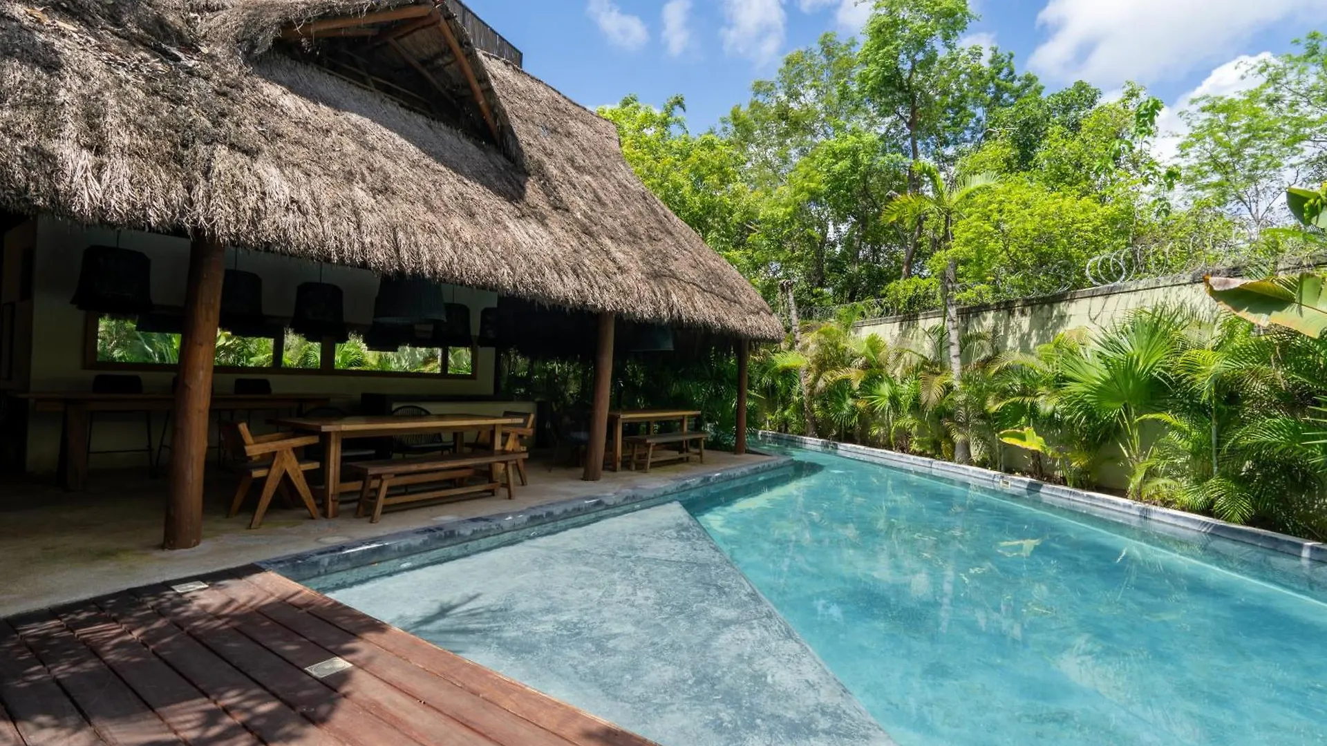 Sapphire - 2 Floors Condo With Private Roof And Pool & Beach Club Access Tulum 0*,  Meksika
